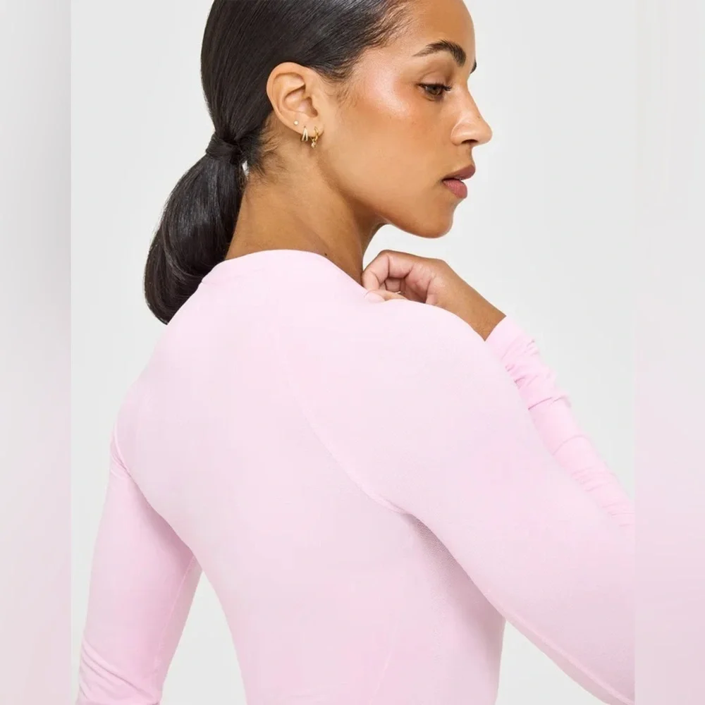 Go To Seamless Fitted Long Sleeve Top - Picture 2 of 2